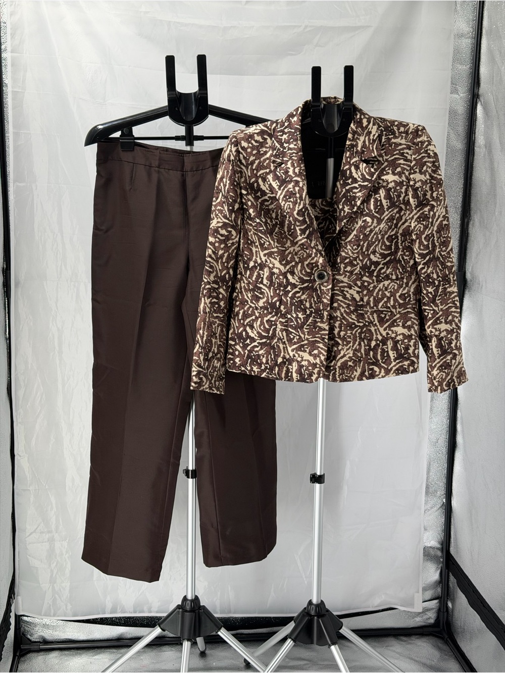 kasper women 100% silk 3 -piece Pantsuits Set size 8 Petite Blazer Pants Suits